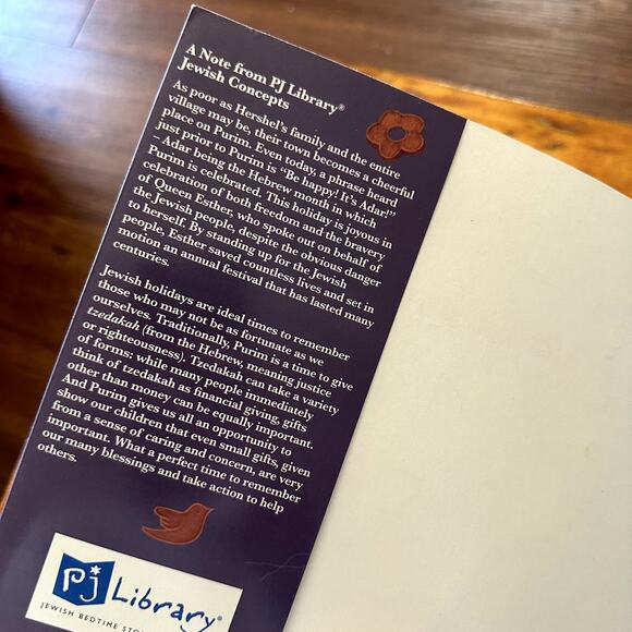 PJ Library Cakes & Miracles A Purim Tale Jewish Paperback Book - Picture 2 of 12